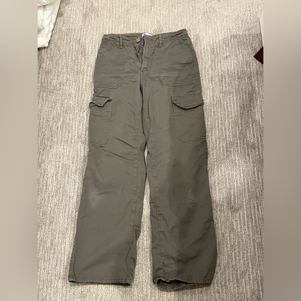 Zara Cargo Straight Leg Pants